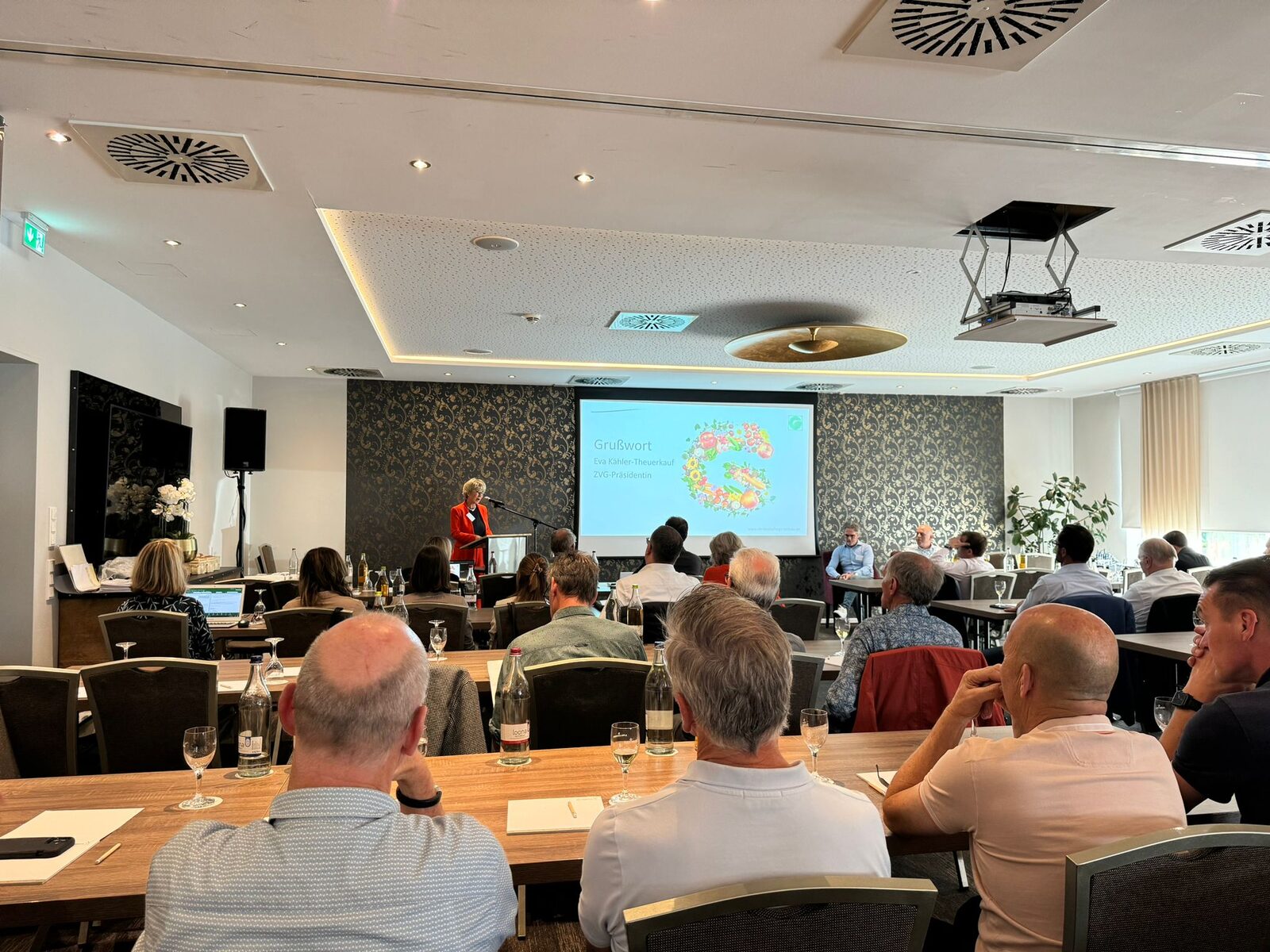 German Conf Annual German Conference of the Bund Deutscher Champignon (BDC) - UMDIS ...